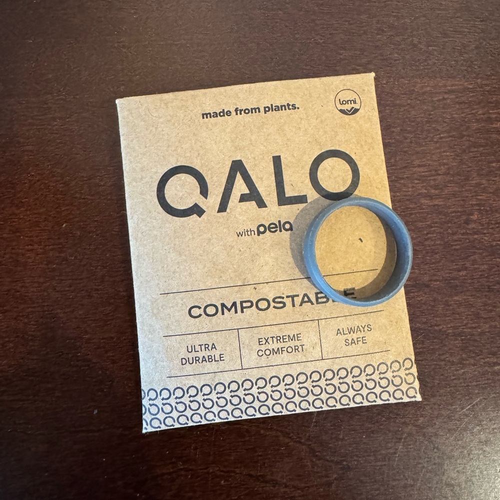 Qalo Gray Men’s Ring